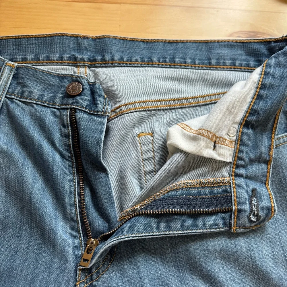 Men's Levis 559 Relaxed Straight Fit Denim Blue Jeans 34 x 34‎